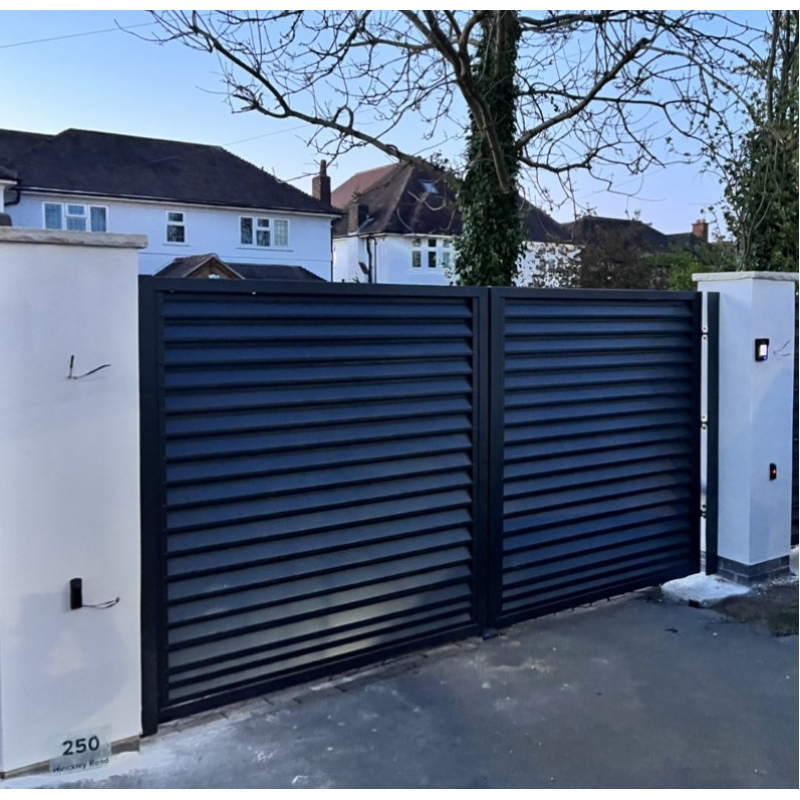 Double Swing Gate